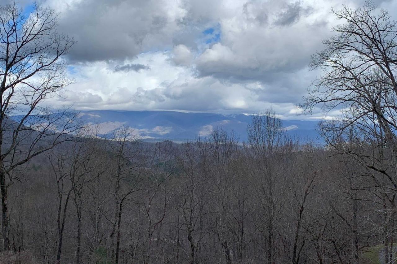 Villa Cozy Cabin With Hot Tub And Smoky Mountain Views! à Bryson City Extérieur photo