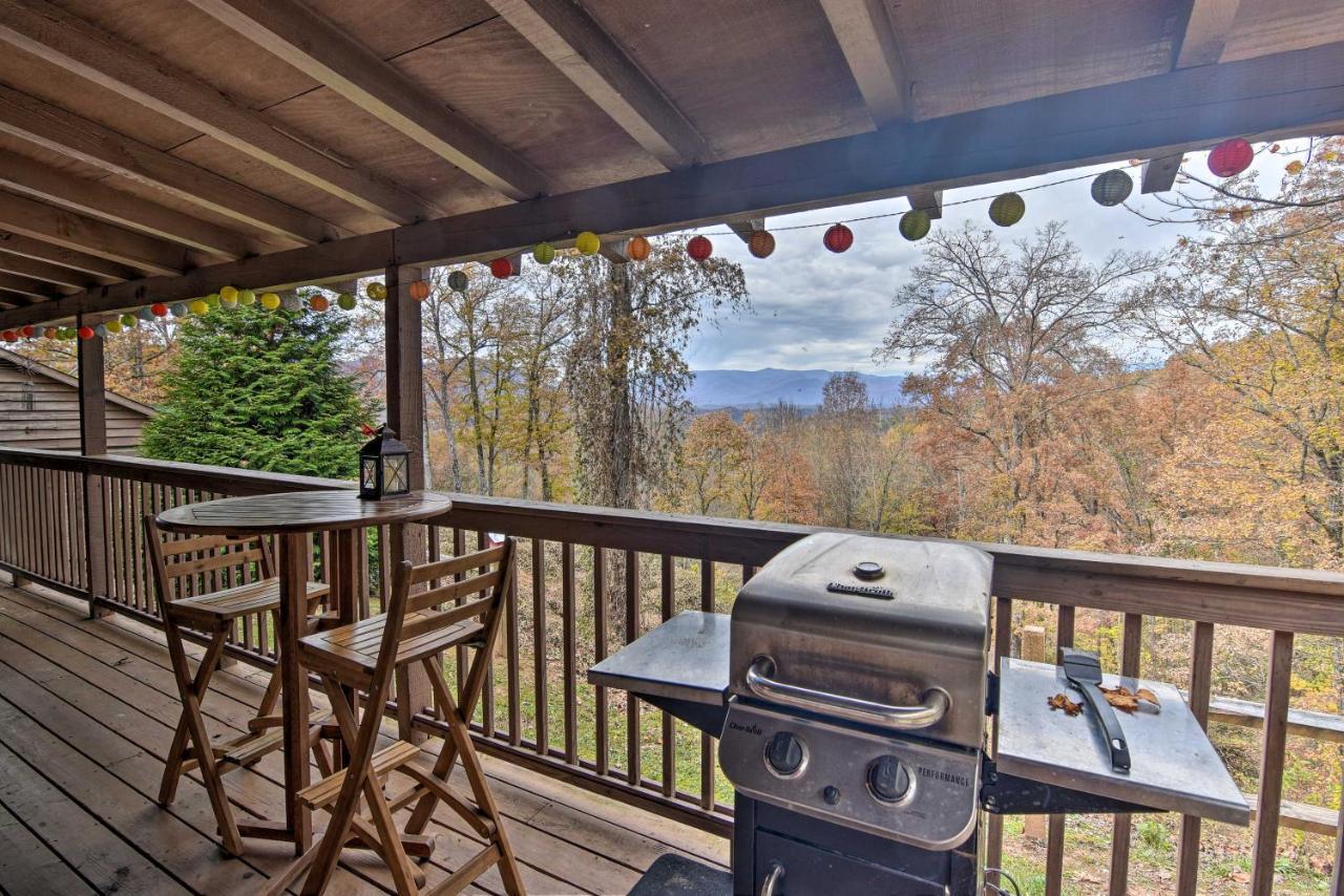 Villa Cozy Cabin With Hot Tub And Smoky Mountain Views! à Bryson City Extérieur photo