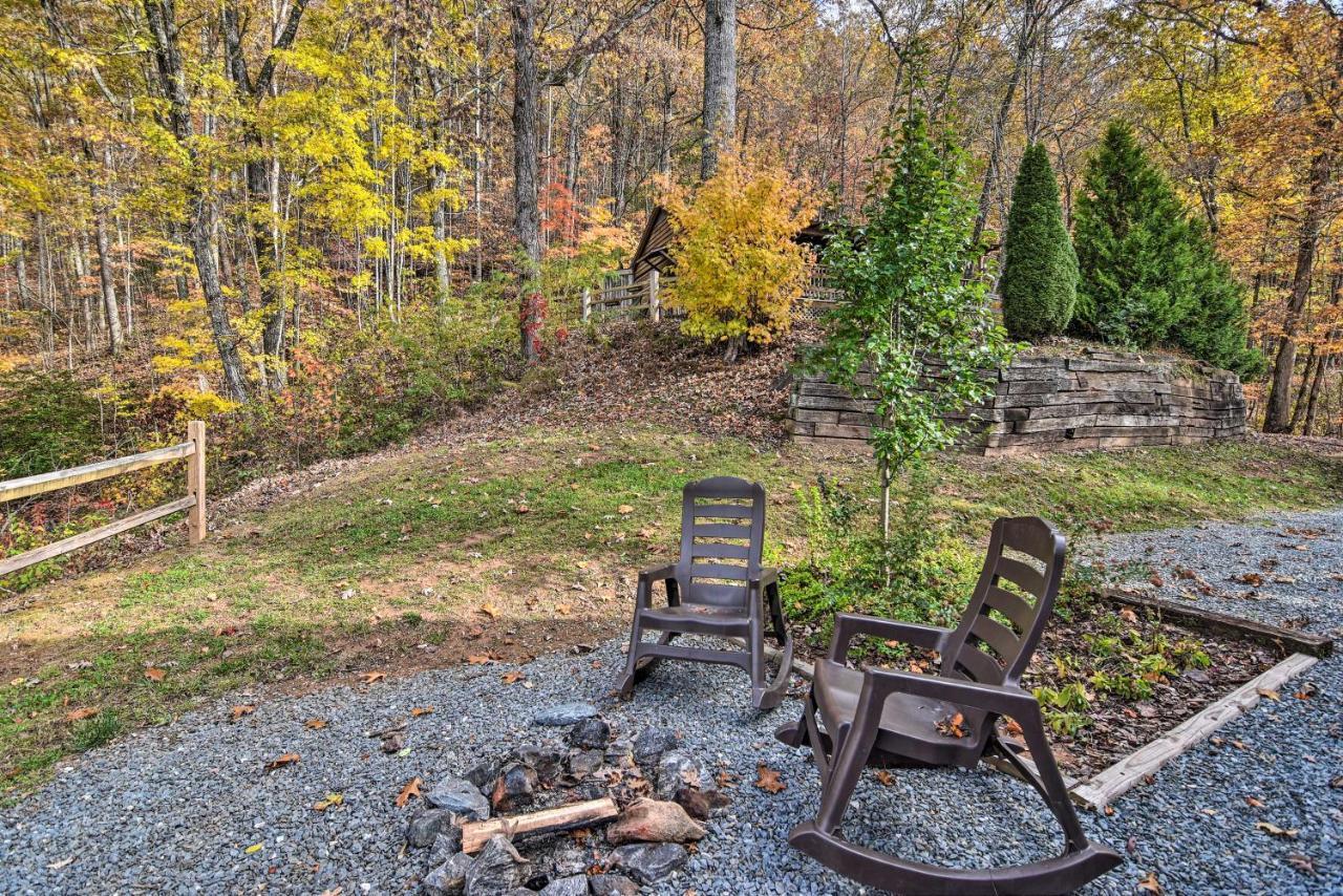 Villa Cozy Cabin With Hot Tub And Smoky Mountain Views! à Bryson City Extérieur photo